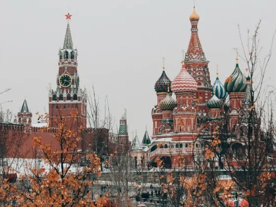 Kremlin building. Exporting to Russia: What You Need to Know | Shipping Solutions